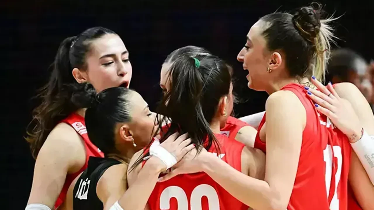 Milletler Ligi'nde Filenin Sultanları esti! Polonya'yı da devirdiler 
