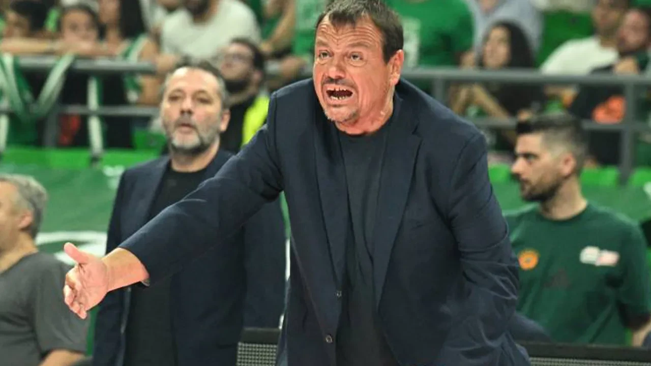 Panathinaikos Başantrenörü Ergin Ataman'dan Olympiakos'a sert tepki