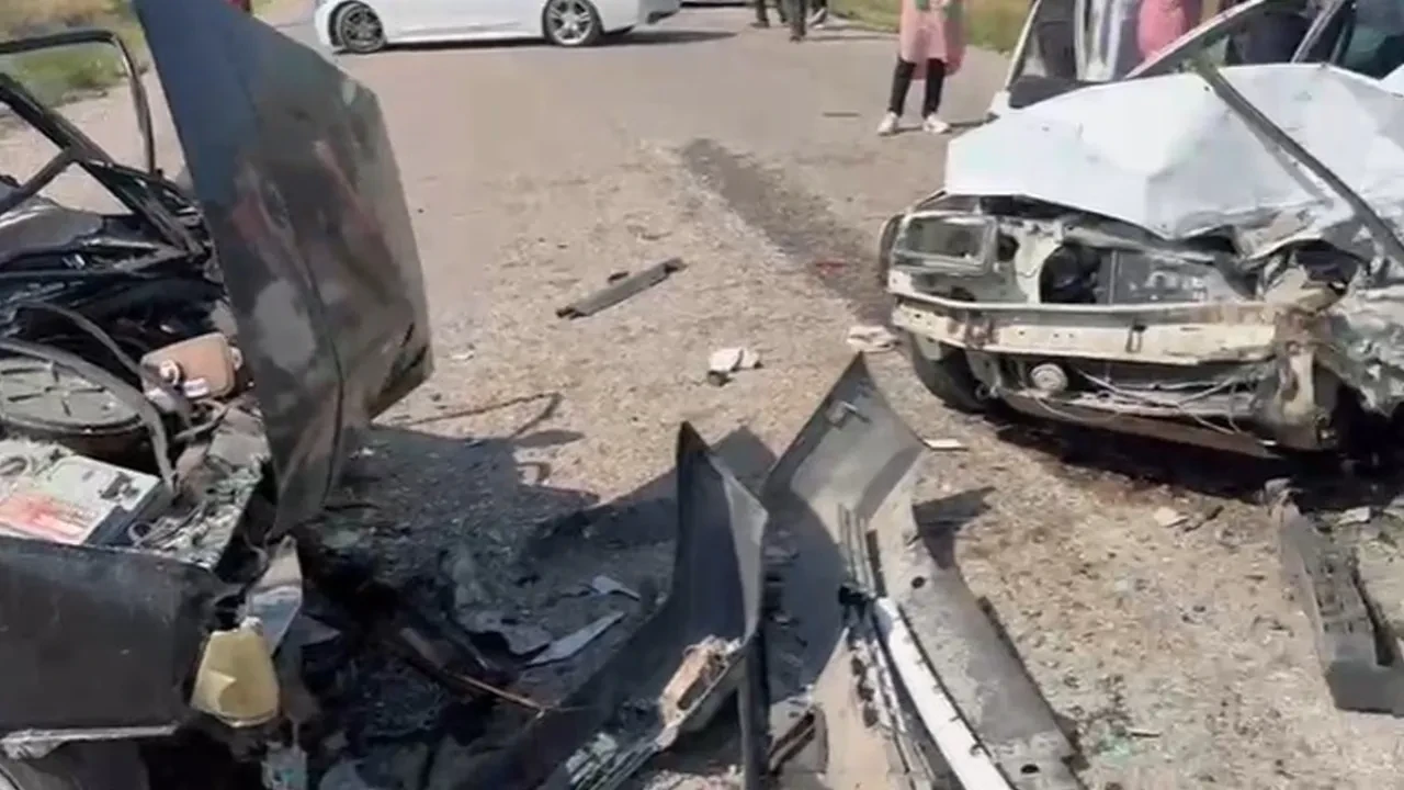 Ankara'da feci kaza! 3 araç birbirine girdi: Çok sayıda yaralı var