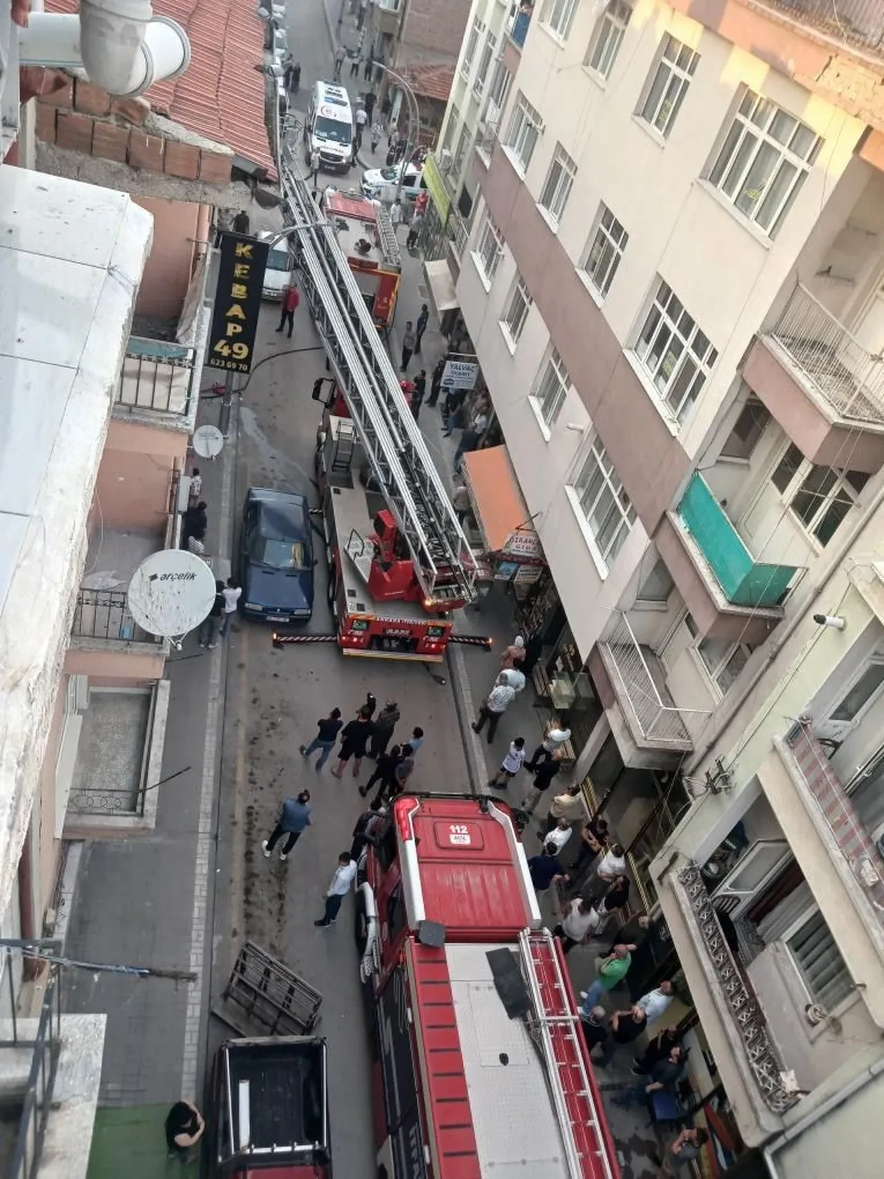 Ankara'da korkutan yangın! Mahsur kalanlar son anda kurtarıldı