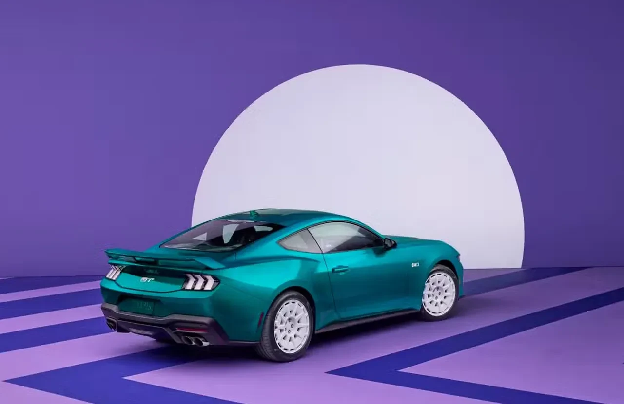Ford Mustang, FX paketiyle 1970'lere geri dönüyor! Tutkunlarının beklediği tarih belli oldu
