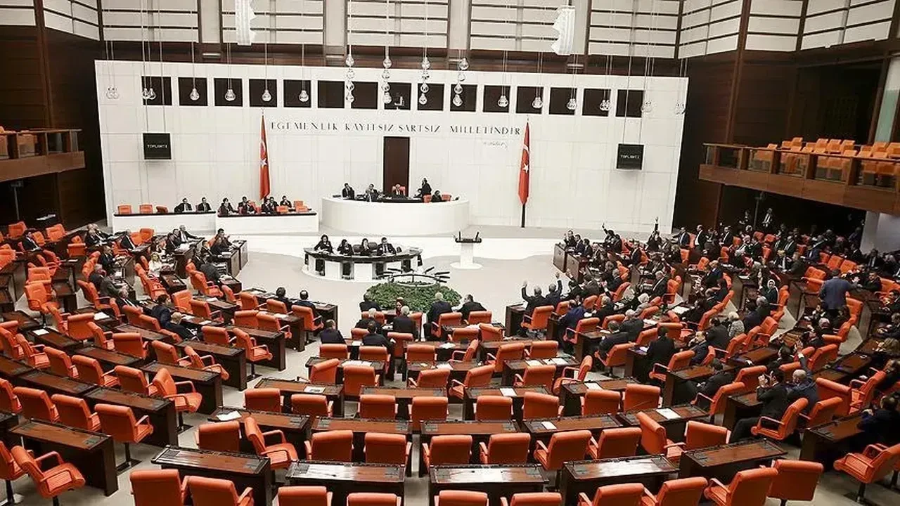 İlginç talepler şaşırttı: 'KADES erkeklere açılsın, aralıklı oruç yaygınlaşsın'