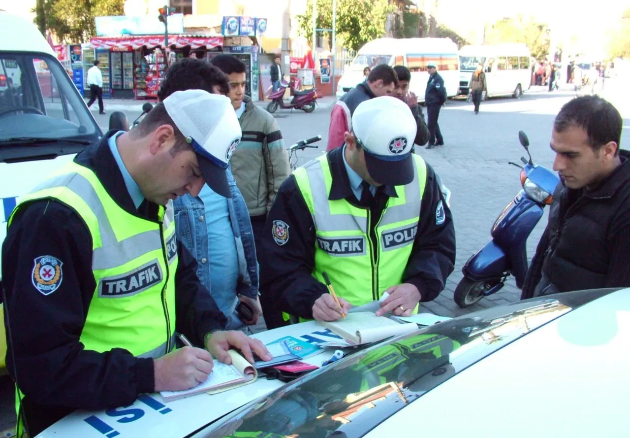 Trafik cezaları yeniden artıyor! O ihlallerin cezası artık hapis