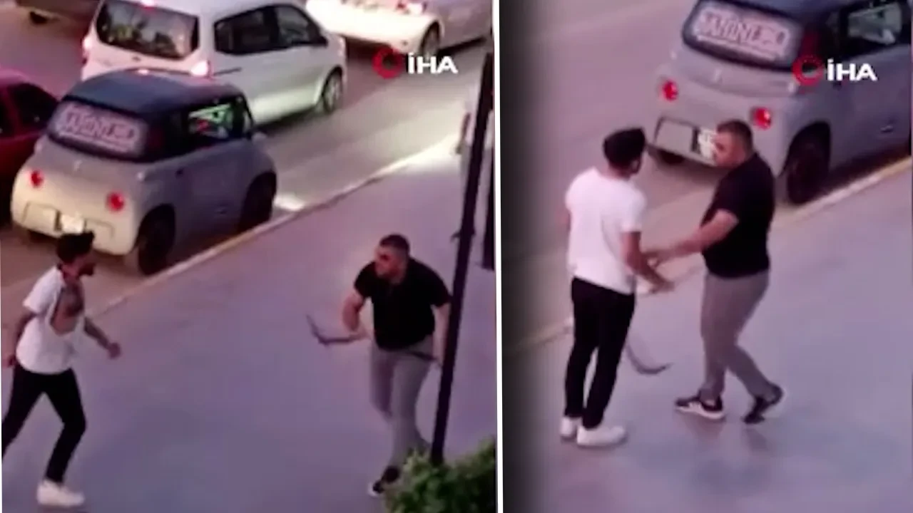 Cadde ortasında kemerli bıçaklı kavga! Birbirlerine böyle saldırdılar 