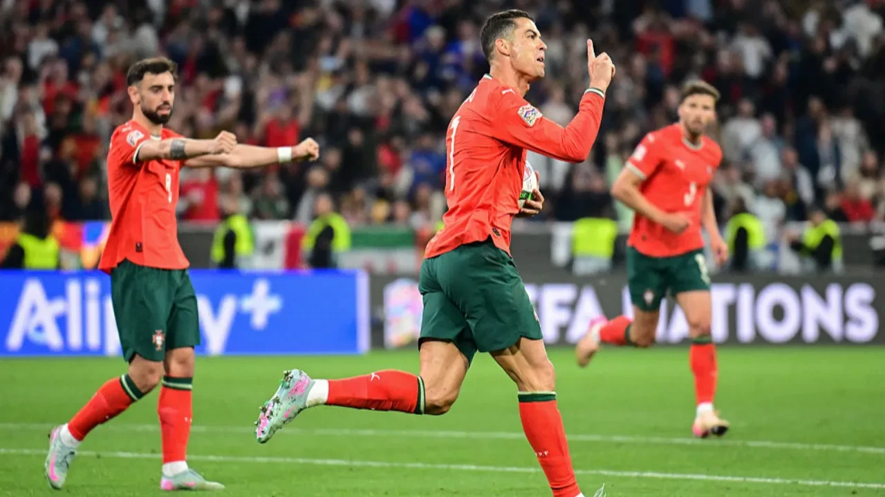 Cristiano Ronaldo Portekiz'i şampiyonluğa taşıdı: UEFA Uluslar Ligi'nde büyük zafer! 