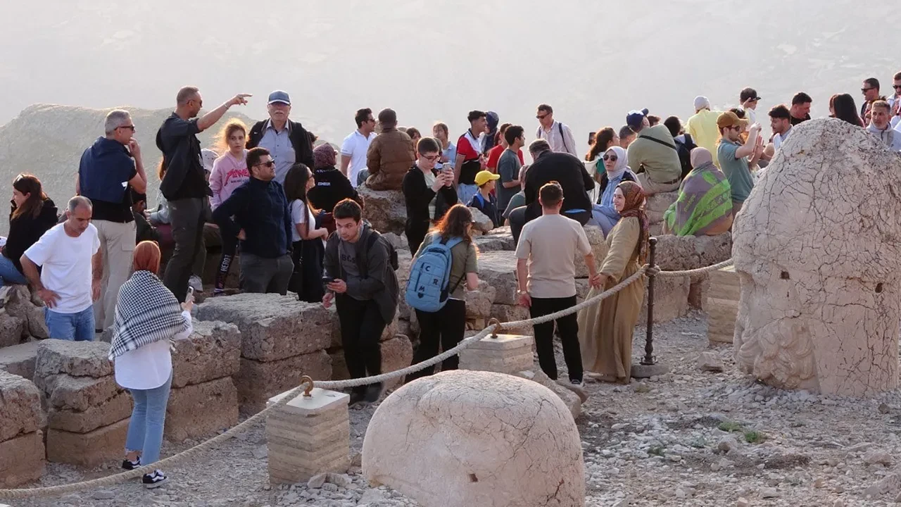 Nemrut Dağı
