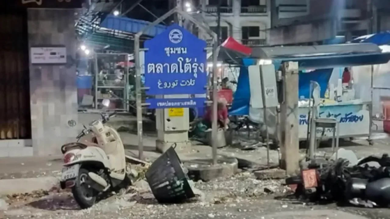 Tayland'da peş peşe 2 bombalı saldırı! 3. bomba ise fark edildi