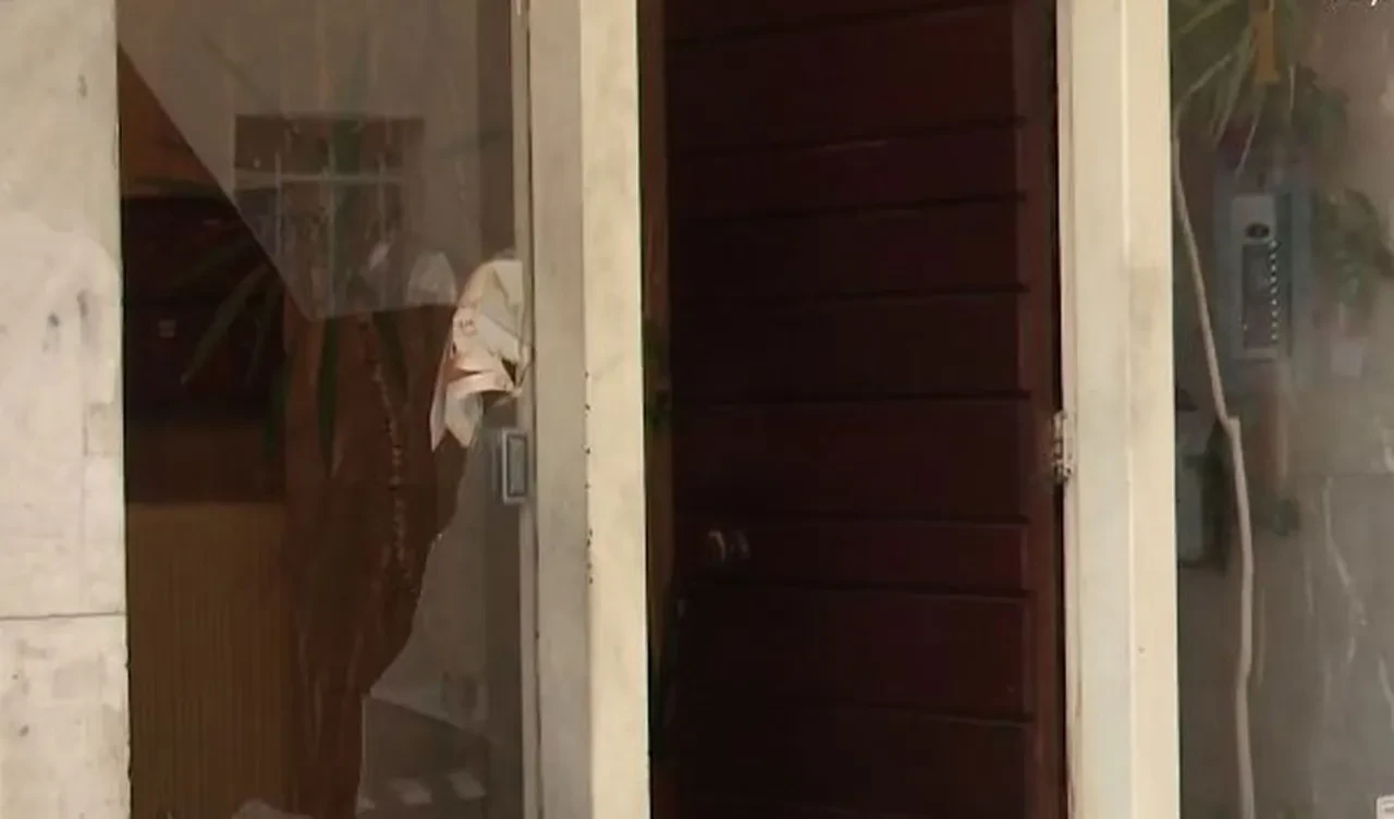 Yunan milletvekiline suikast girişimi! Tüple hazırlanmış bomba düzeneği kurdular