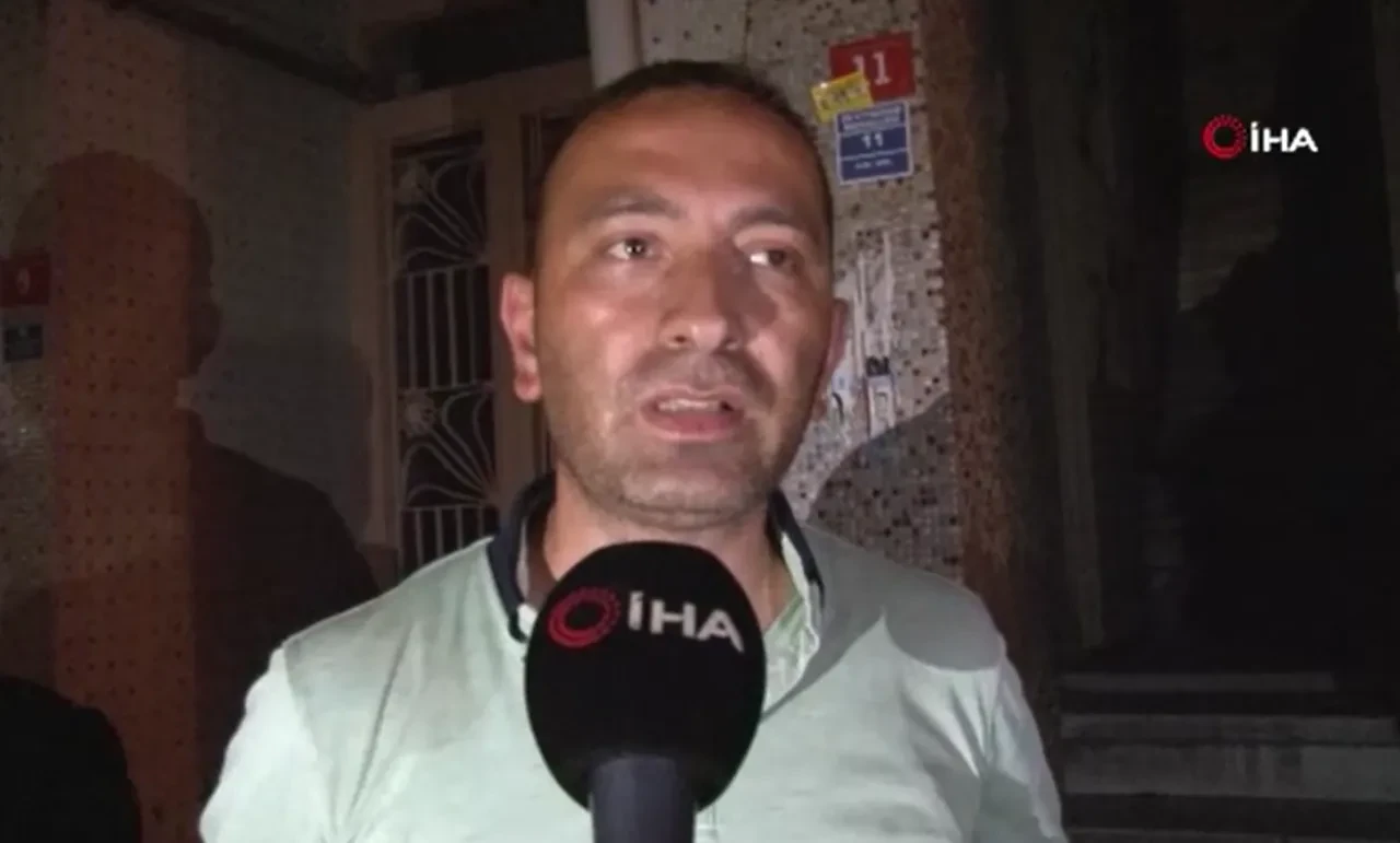 Zeytinburnu'nda panik anları: Vatandaşlar deprem sandı! AFAD ekipleri bölgede