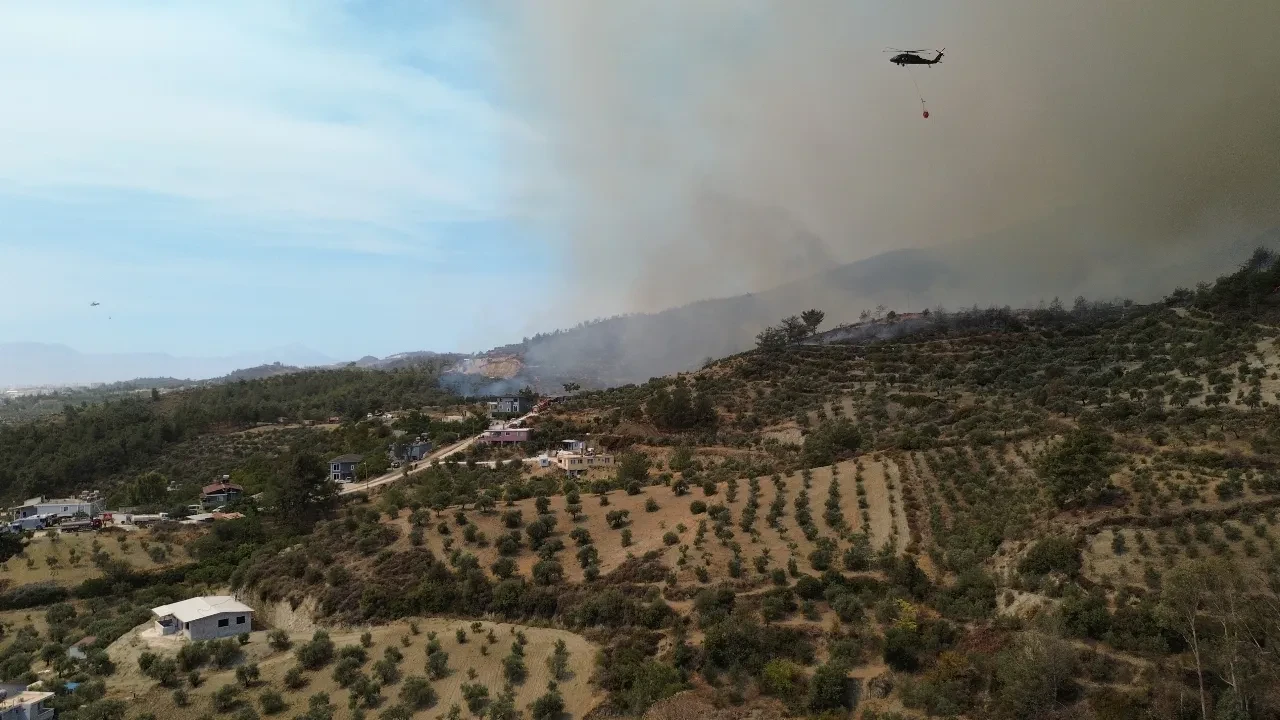 Antakya orman yangını söndürüldü mü son dakika? Hatay'da yangınla mücadele