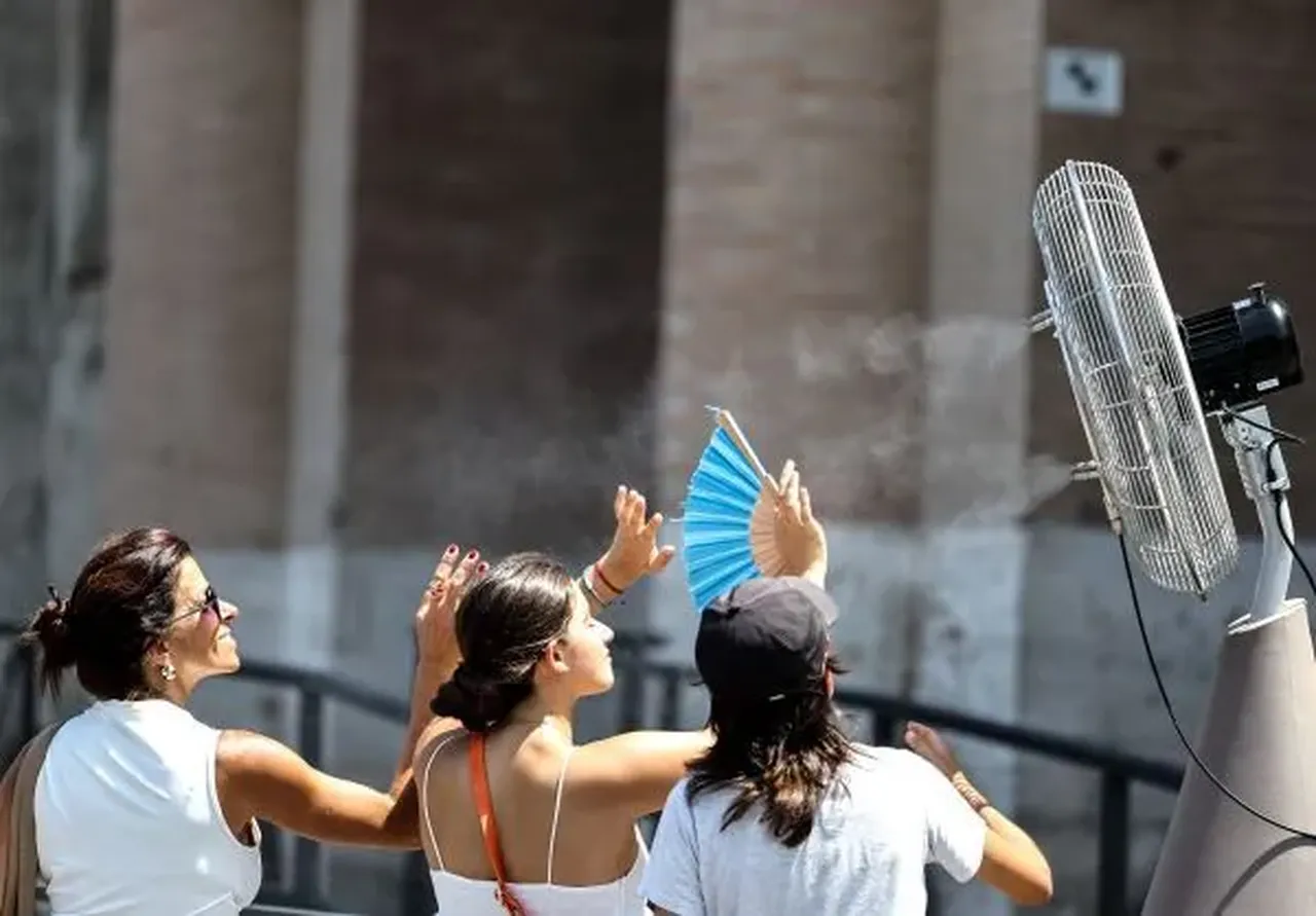 Avrupa'da yangın alarmı! Kıta çapında aşırı sıcaklar yasakları da beraberinde getirdi
