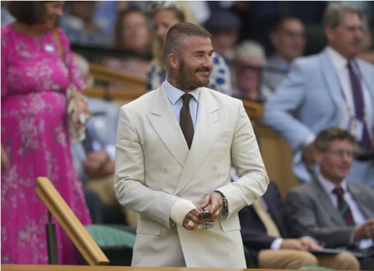 David Beckham eşi Victoria Beckham'ı dinlemedi! Ameliyattan çıkıp tenis turnuvasına koştu