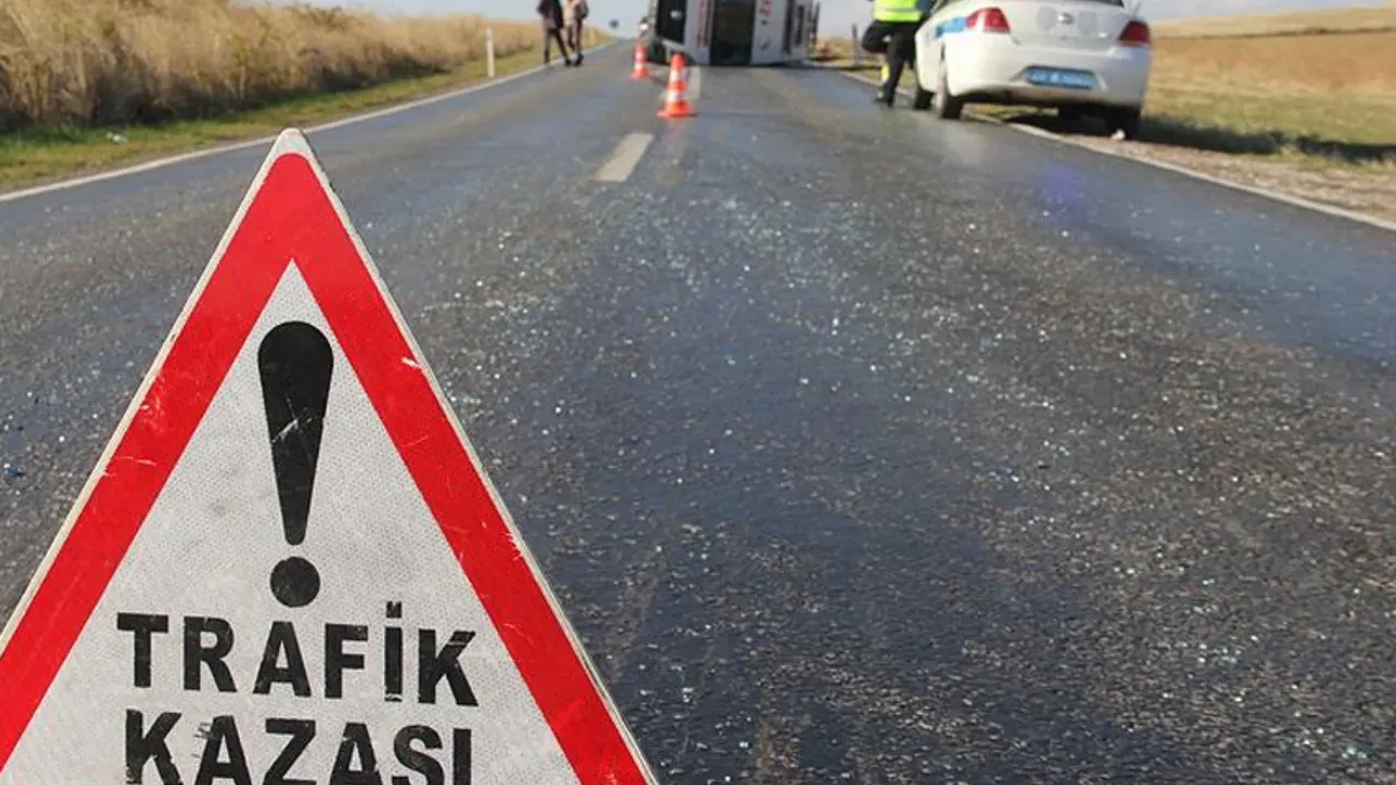 Edirne'de feci kaza! 3 kişi feci şekilde can verdi