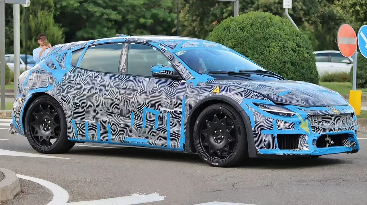 En kaliteli araba hangisi? 92 bin kullanıcının oyuyla zirve Japon devinin