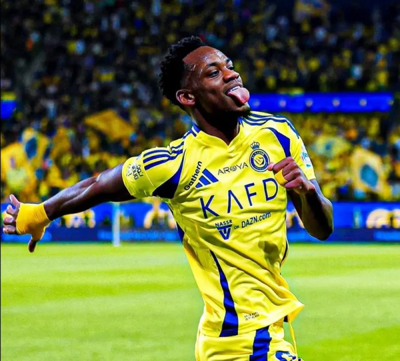 Jhon Duran Fenerbahçe'de! İmza için yola çıktı: İşte alacağı maaş