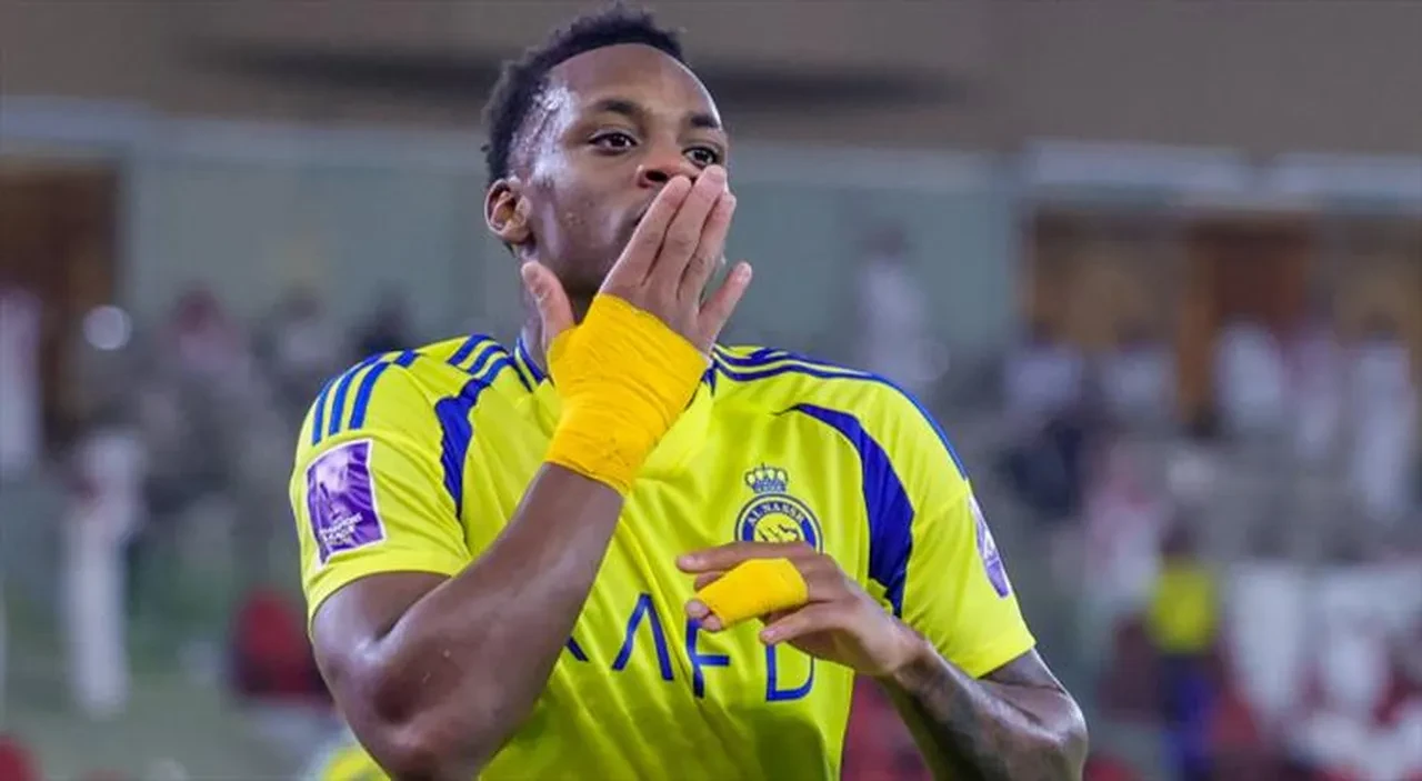 Jhon Duran Fenerbahçe'den ne kadar alacak? Kaç yıllık sözleşme imzaladığı belli oldu