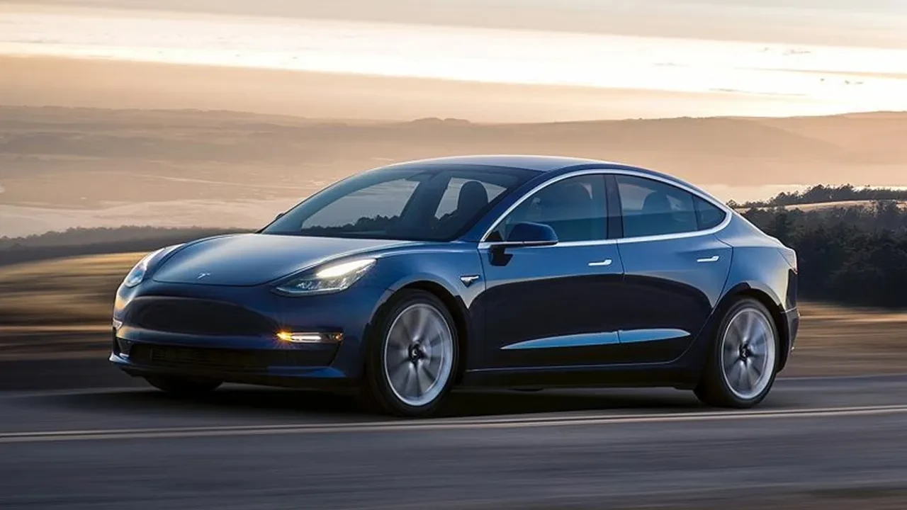 Tesla için tarihi rapor: Dünya'yı kurtarma planı işe yarıyor