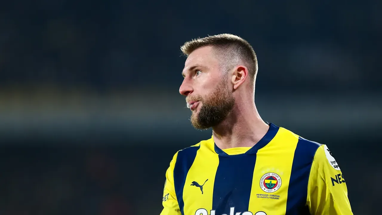 Fenerbahçe gaza bastı! Jhon Duran sonrası bir transferi daha bitiriyor