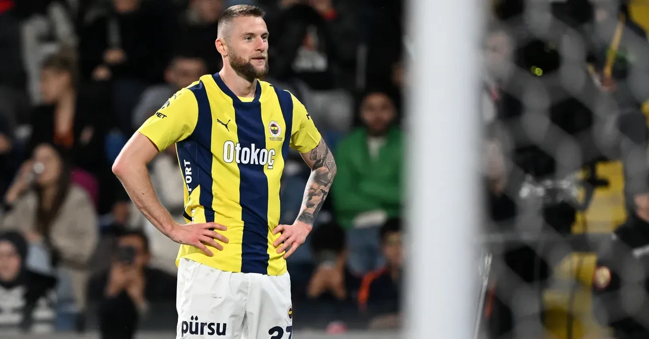 Fenerbahçe gaza bastı! Jhon Duran sonrası bir transferi daha bitiriyor