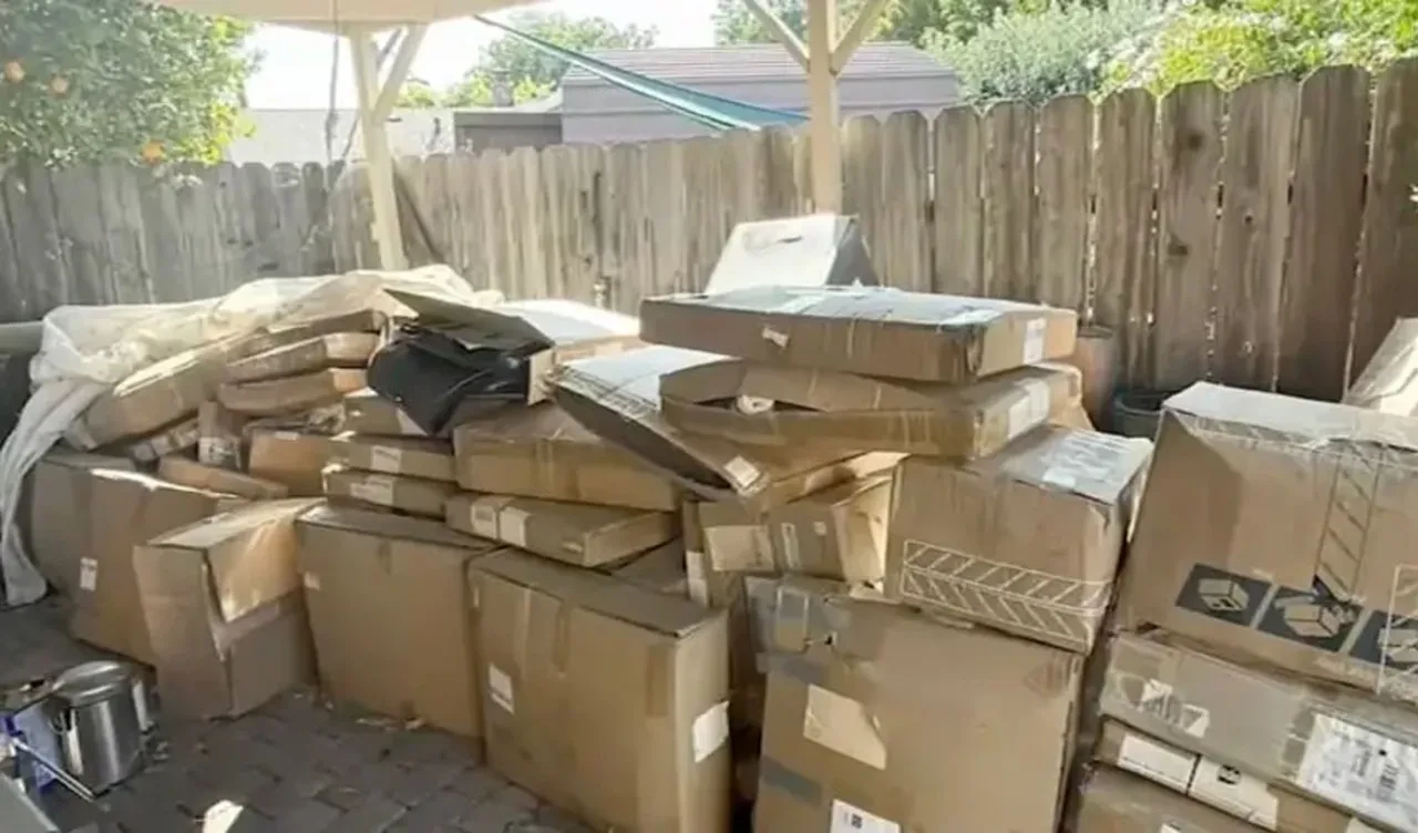 Her gün kapısına onlarca kargo geliyor! Ev sahibini bezdiren ihlal