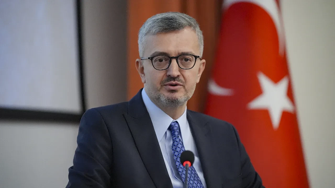 İletişim'in yeni patronu Burhanettin Duran'dan ilk açıklama