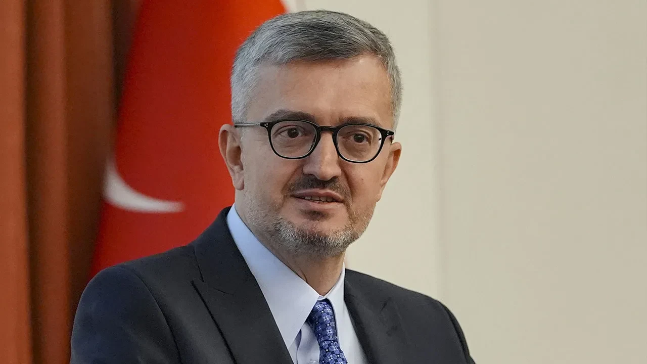 İletişim'in yeni patronu Burhanettin Duran'dan ilk açıklama