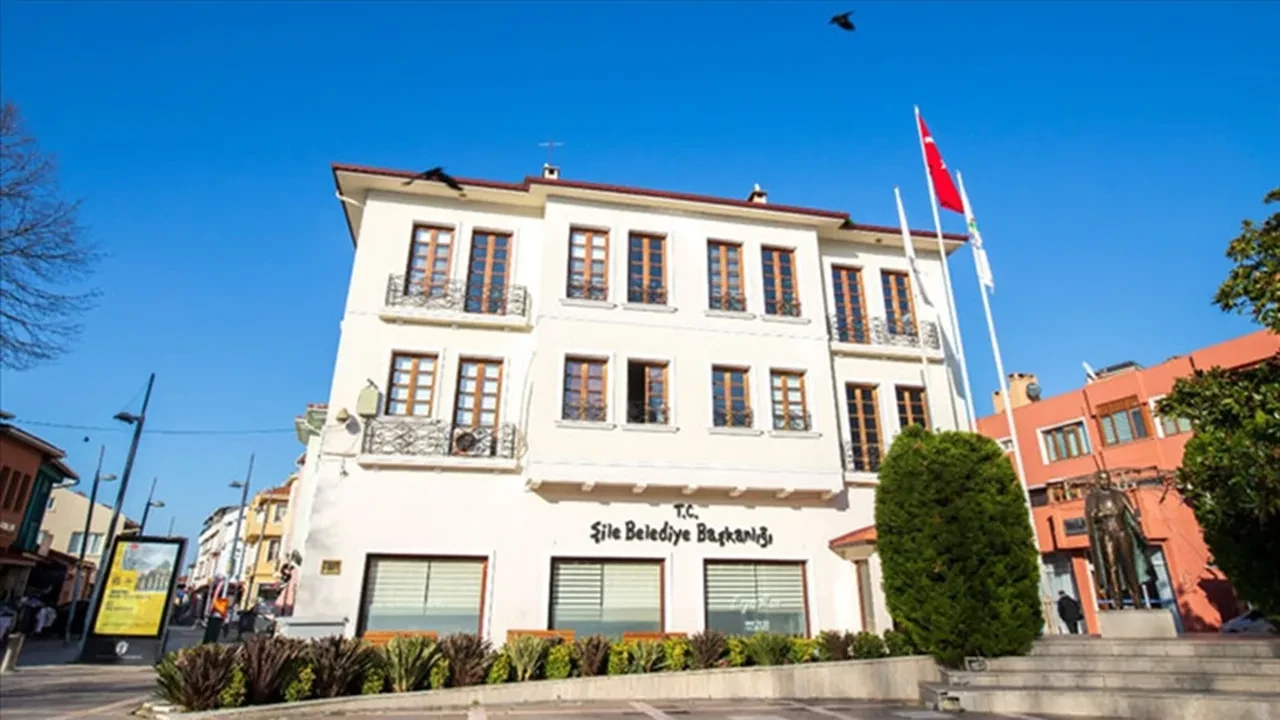 Şile Belediye Başkanı hangi partiden? Özgür Kabadayı kimdir?