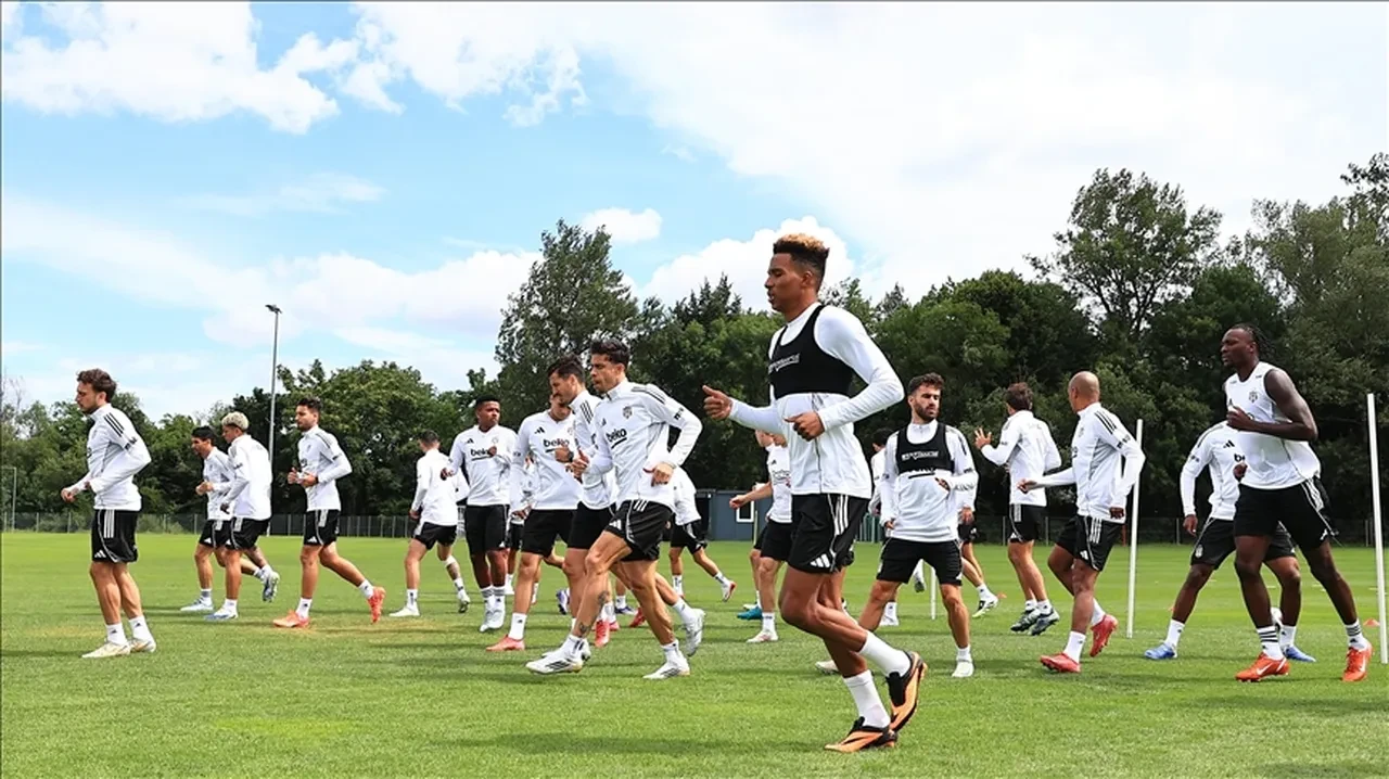 St. Pölten Beşiktaş CANLI nereden izlenir? Maç başlıyor