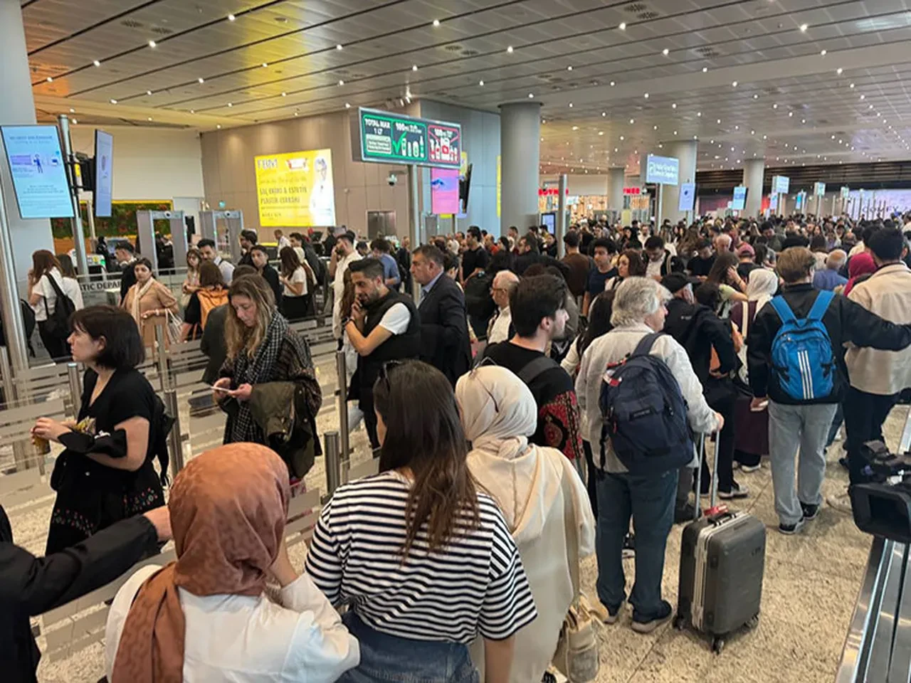 Türkiye’de havayolu rekoru: 6 ayda 1 milyon 134 bin uçak