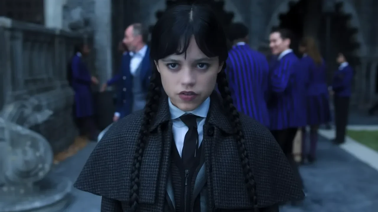 Wednesday 2. sezon ne zaman yayınlanacağı yeni fragmanla birlikte belli oldu