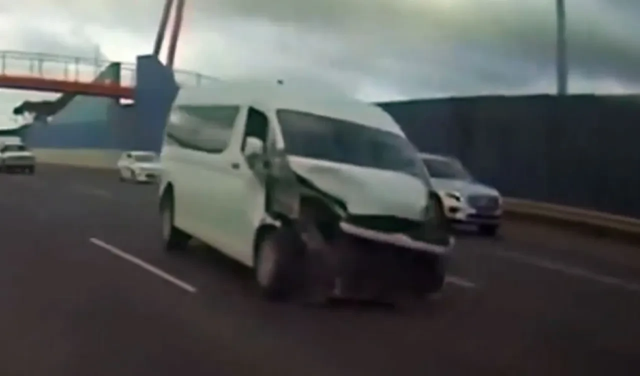 Avustralya'da video oyunu gibi kovalamaca! 7 saat boyunca şehri kaosa sürükledi