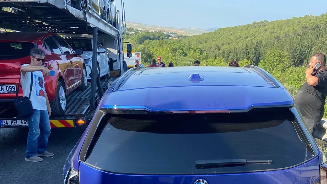 Balıkesir-Bursa Karayolu’nda zincirleme kaza: 6 araç hasar gördü