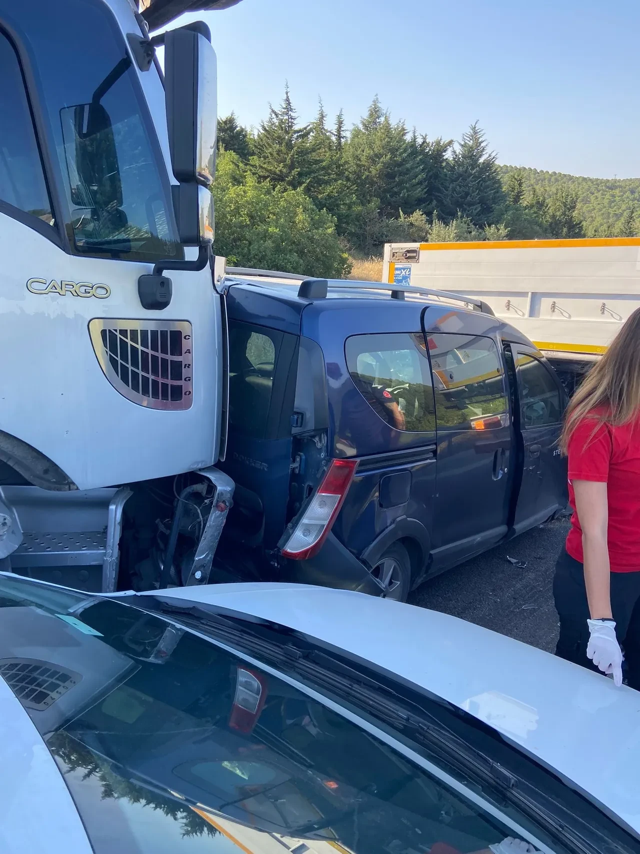 Balıkesir-Bursa Karayolu’nda zincirleme kaza: 6 araç hasar gördü