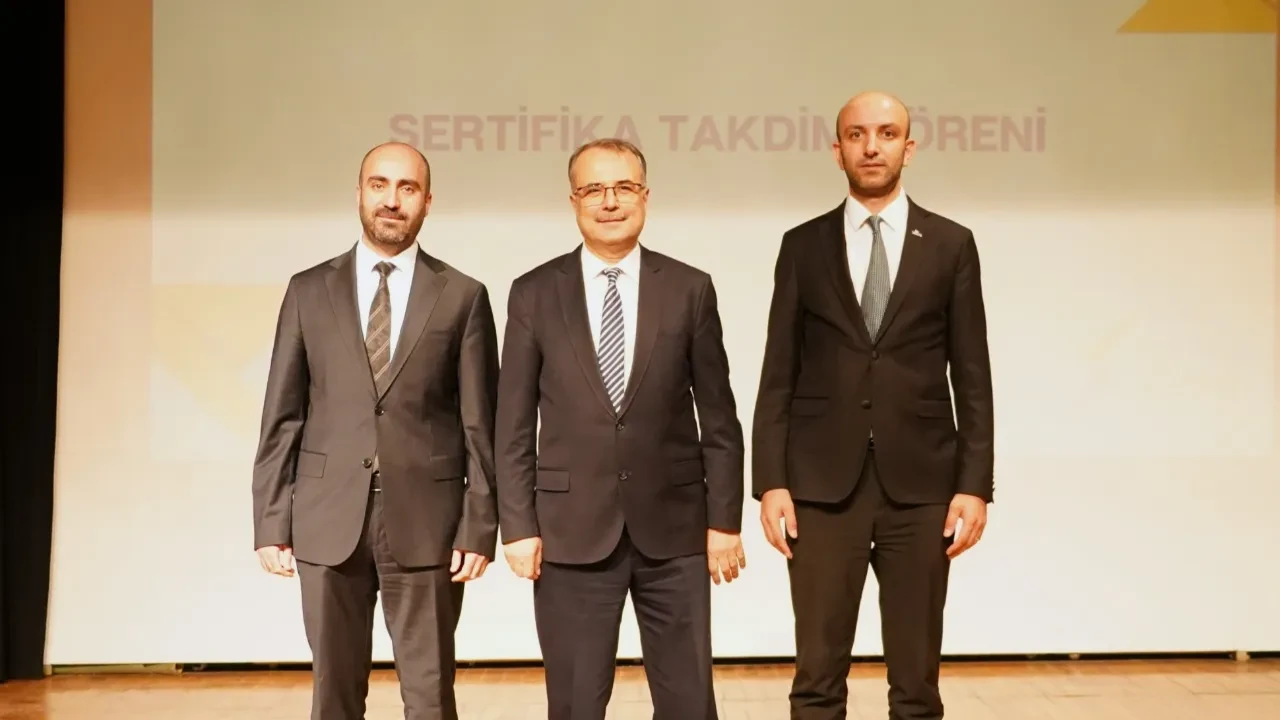 Fintek sektörüne taze güç: TÖDEB Fintek Çırağı Programı yeni mezunlarını verdi