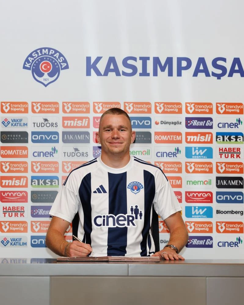 Attila Szalai, Kasımpaşa'da!