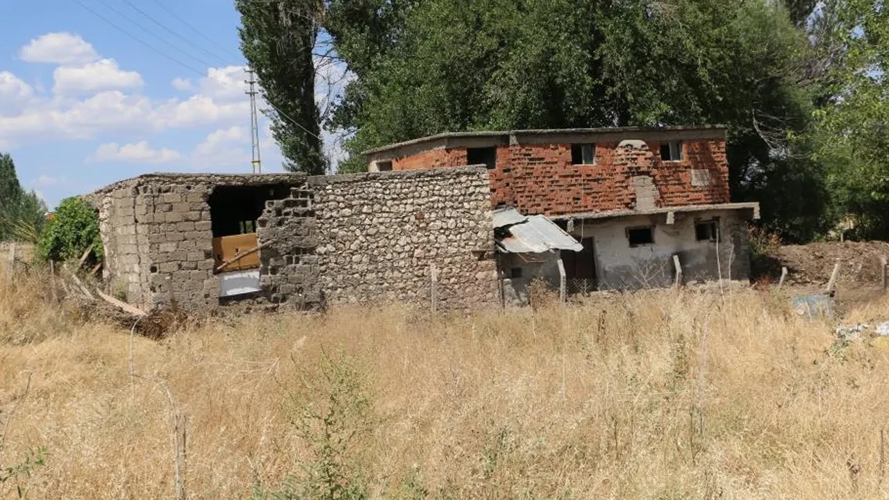 İşte PKK'nın kurulduğu baraka... Kanlı tarih burada başlamıştı