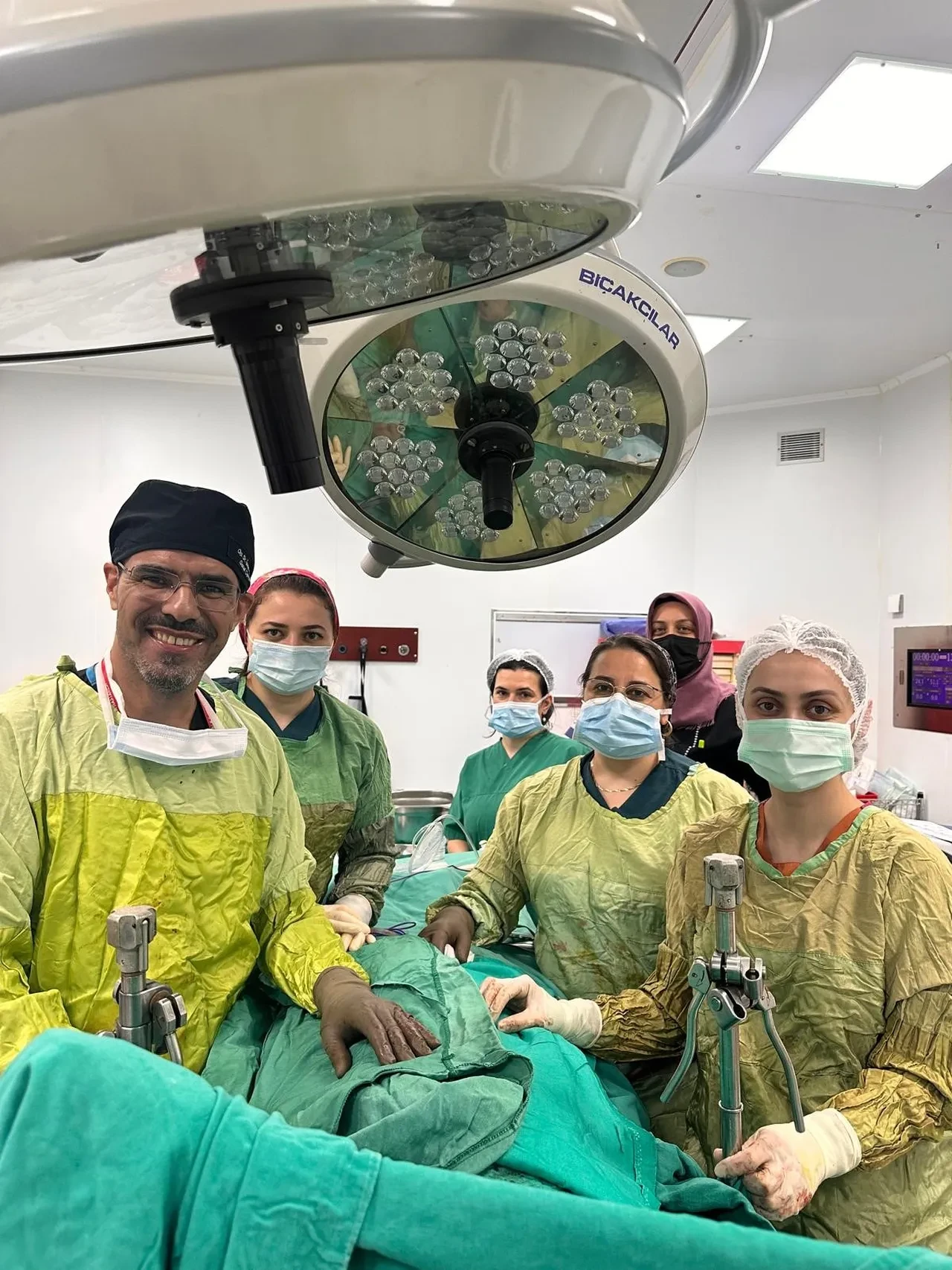 Karnından çıkanlar tıp dünyasını şaşırttı, uzmanlar uyardı! Kedi-köpek temasına dikkat