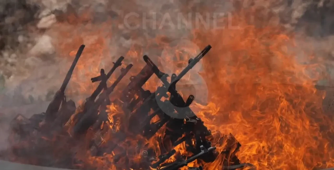 PKK neden silah bıraktı? Silah bırakma görüntüleri paylaşıldı