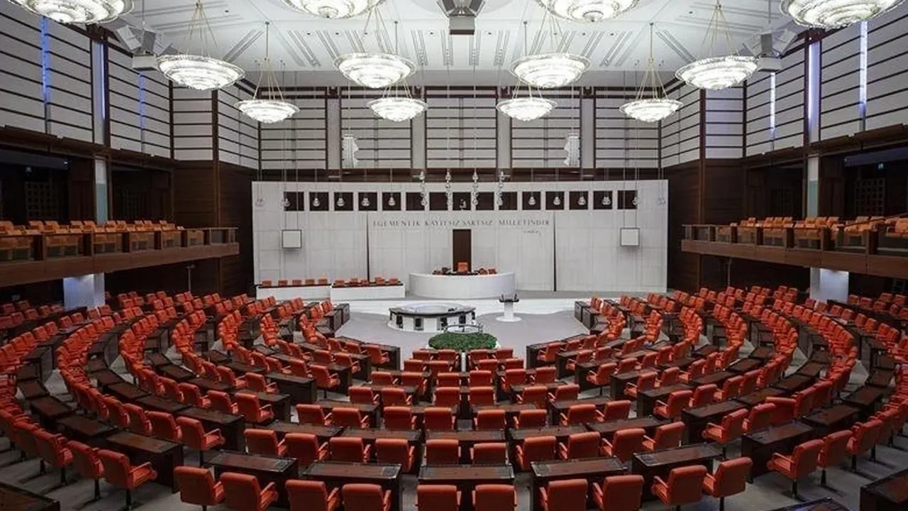 TBMM'de 'salgın' alarmı! 'İçme suyu' iddialarına cevap geldi