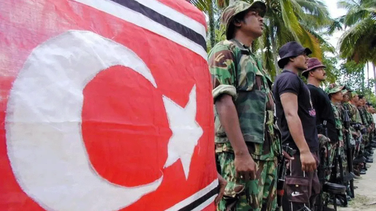 Terör örgütü PKK'nın silah bıraktığı tarihi günün dünyadaki örnekleri, işte yaşanan süreçler