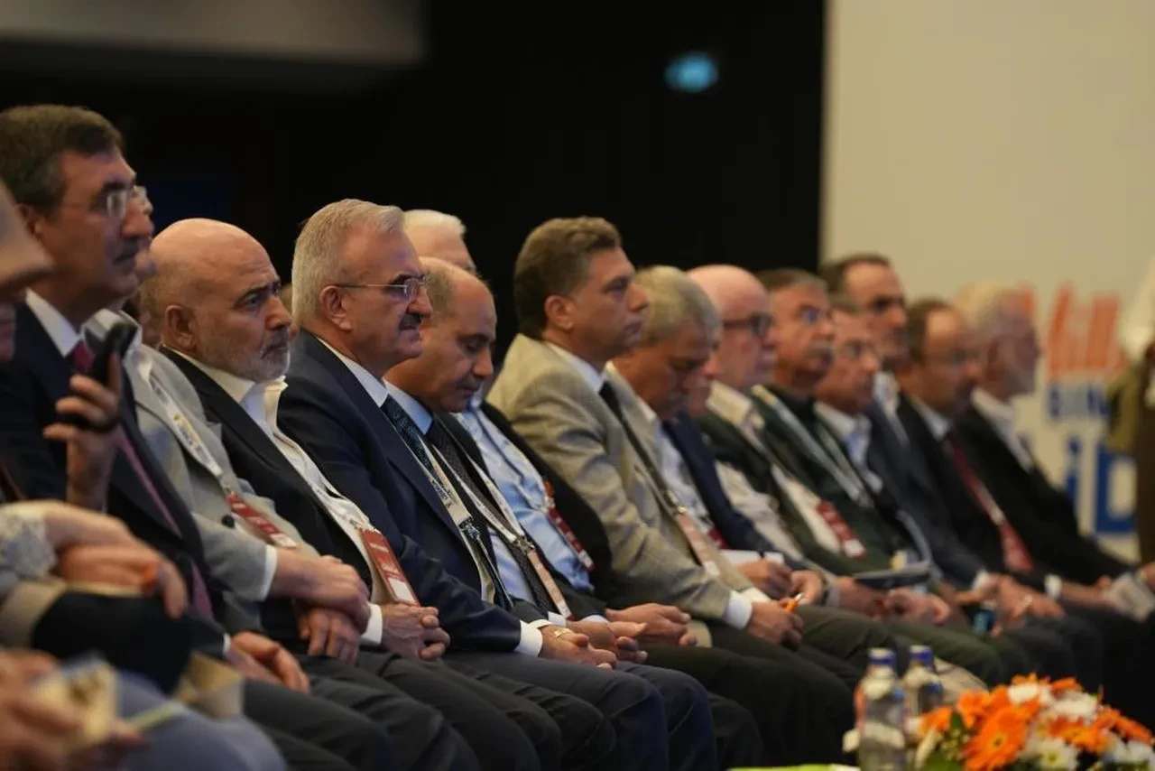 Bakanlar ve milletvekilleri soru cevap yaptı