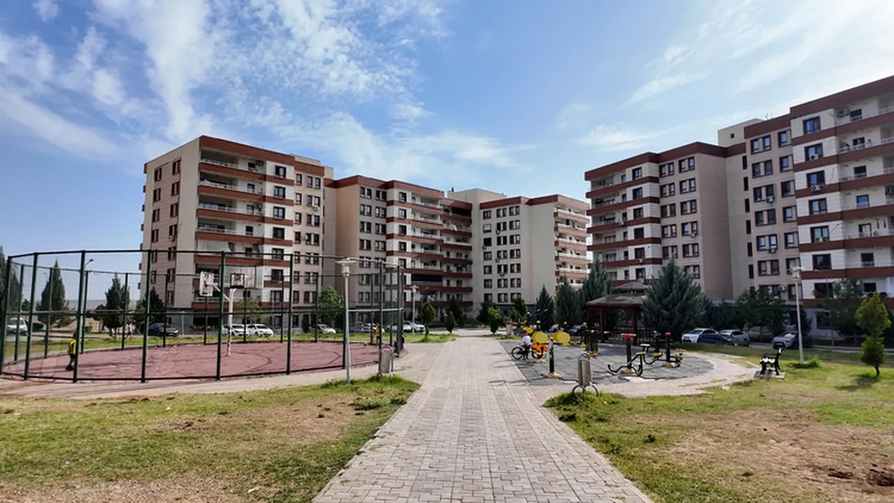 TOKİ Haziran ayında 11 ilde 3 bin 731 konutu hak sahiplerine teslim etti