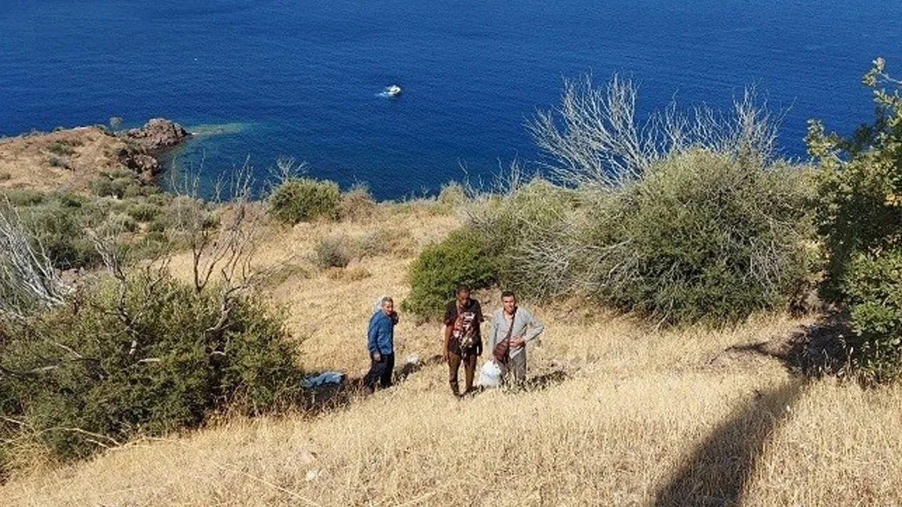 Ekipler hem denizde, hem de karada teyakkuzda! Çok sayıda göçmen yakalandı