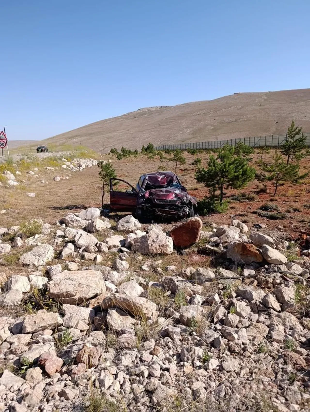 Otomobil takla attı, 2 kişi yaralandı