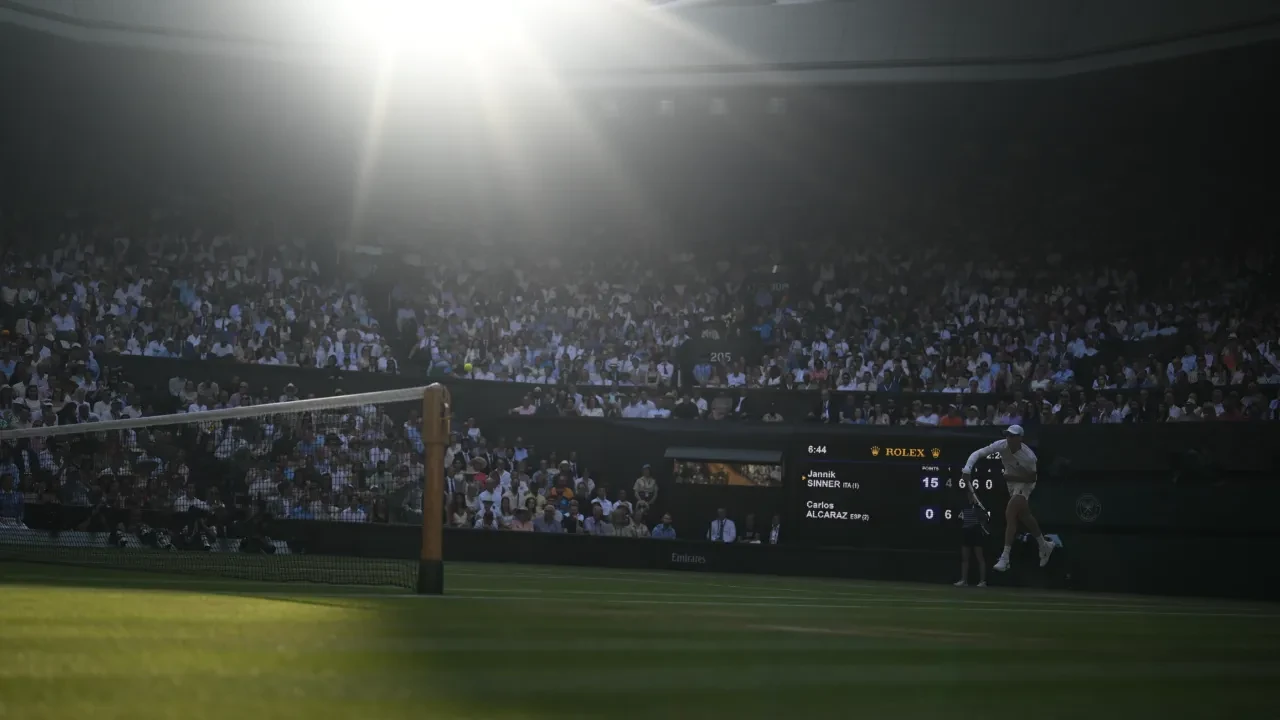 /spor/wimbledonda-jannik-sinnerin-geri-donusu-ilk-sampiyonlugunu-yasadi-3234031