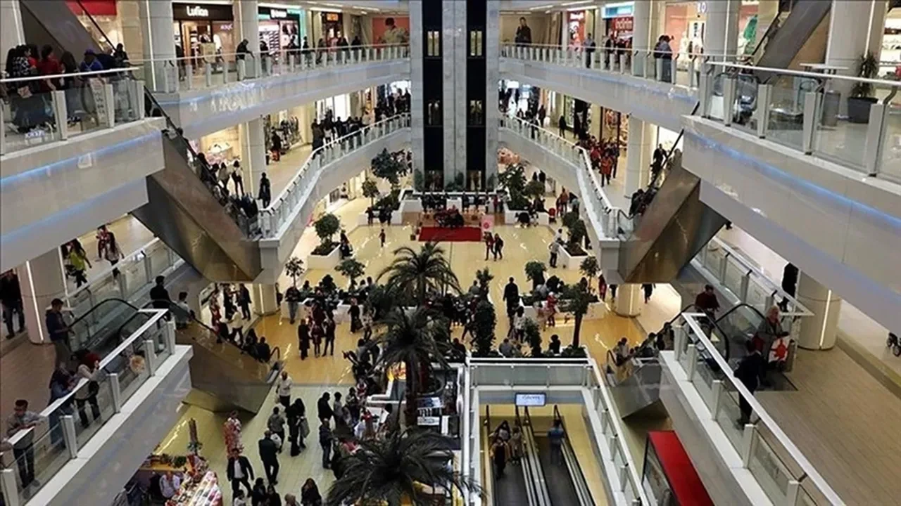15 Temmuz AVM'ler açık mı? BİM, A101, Şok, Migros çalışma durumu