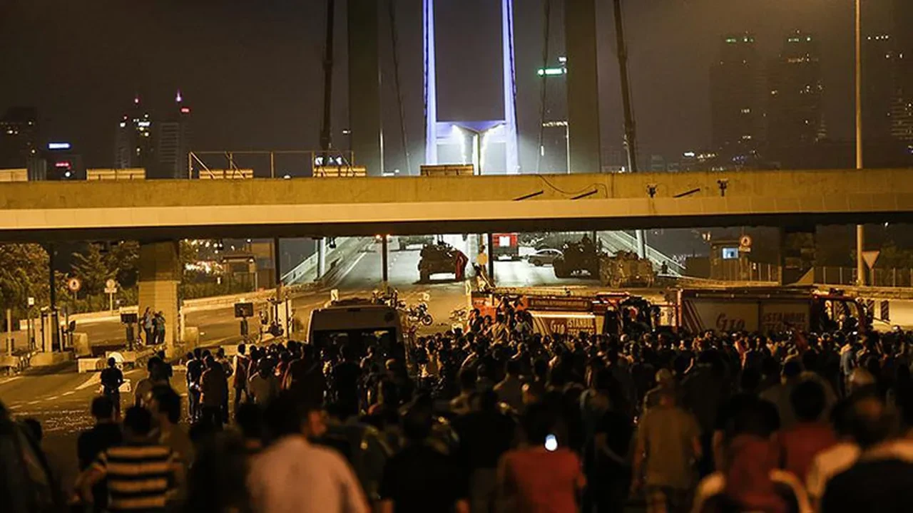 15 Temmuz’un kaçıncı yıldönümü 2025? Tarihi gecenin üzerinden yıllar geçti