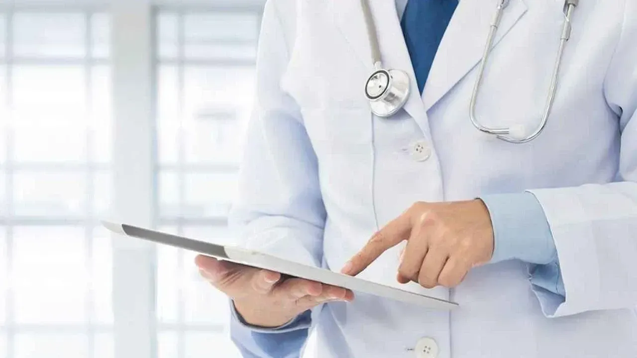 15 Temmuz sağlık ocağı, hastaneler açık mı 2025? Aile hekimlerinin çalışma durumu belli oldu