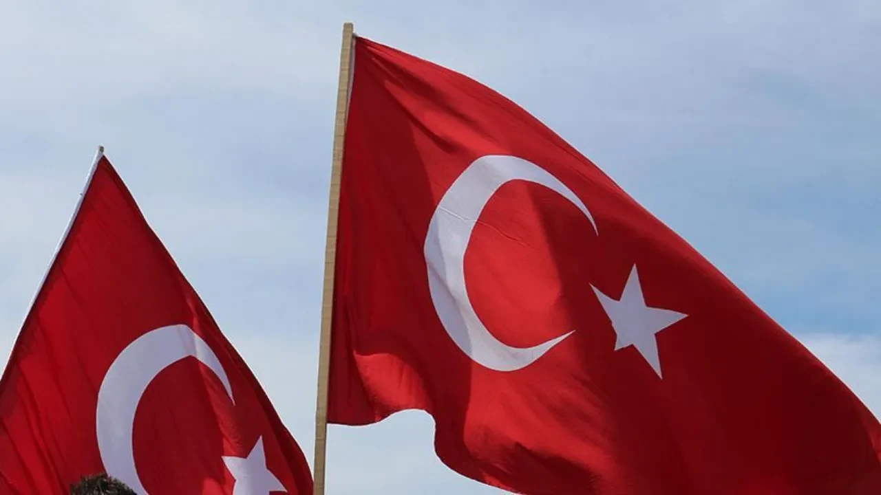 15 Temmuz’da bayrak asılır mı? Türk Bayrağı asılan günler