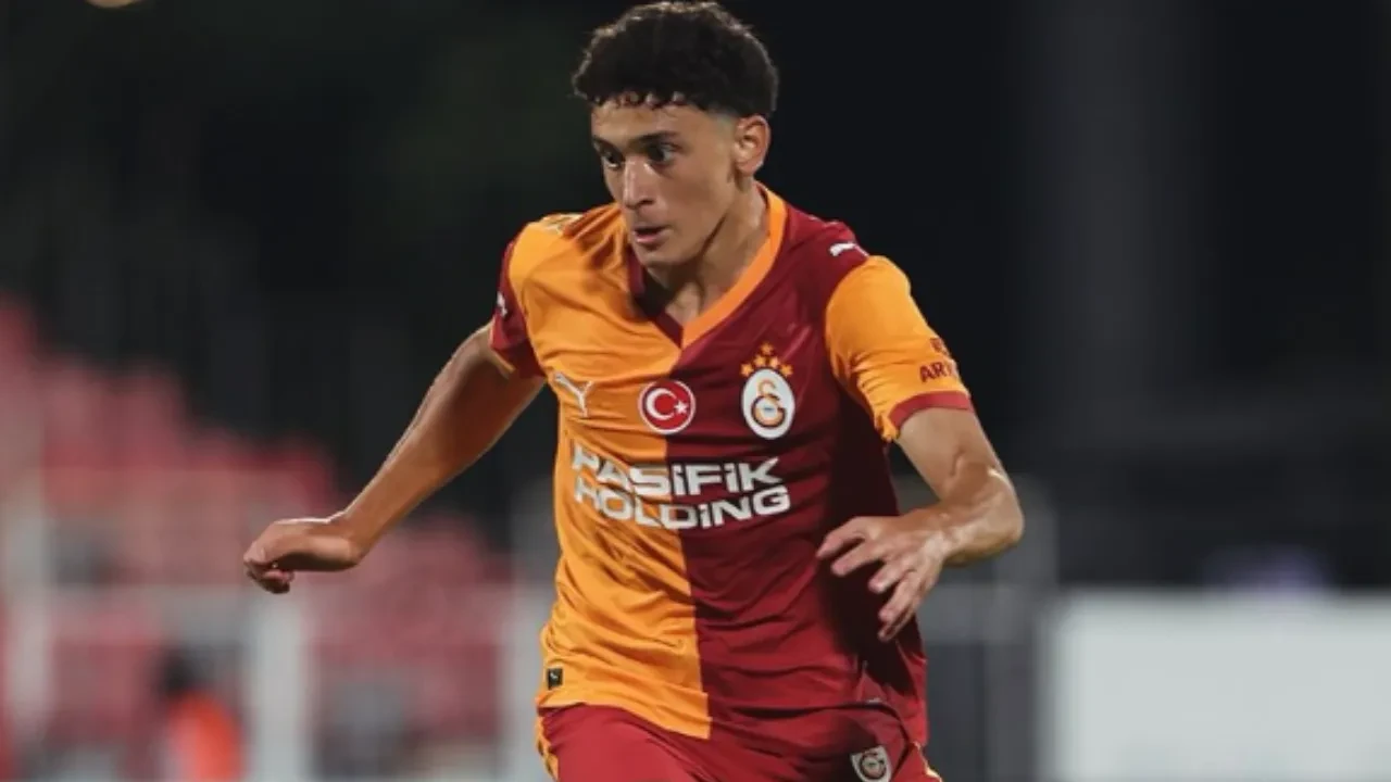 Ada Yüzgeç kimdir, kaç yaşında? Galatasaray maçında performansı dikkat çekti